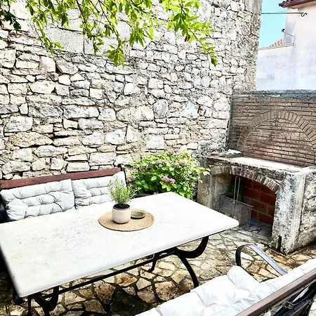 Stone House Oliva Vikendica
